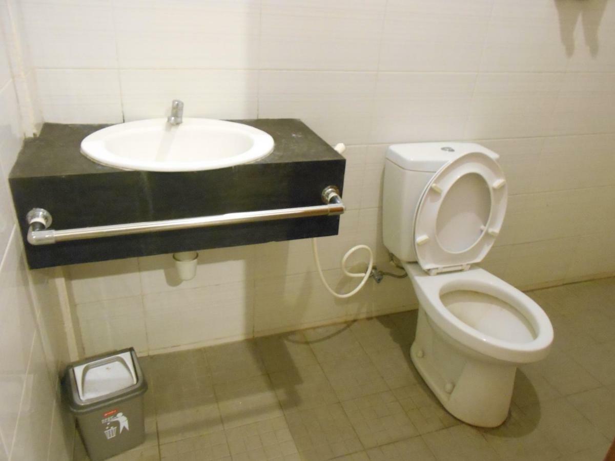 Reddoorz At Kerobokan Seminyak 2 Ngoại thất bức ảnh